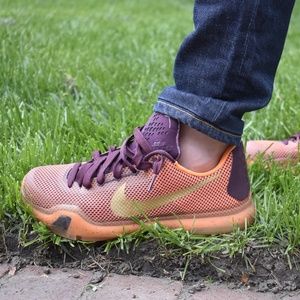 ELITE ORANGE NIKE KOBE 10'S -- 50% OFF